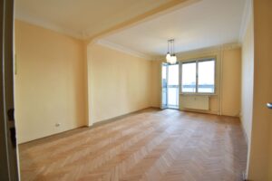 Predaj 3 izbový byt, pôvodný stav, loggia, Martinčekova ulica, Bratislava - Ružinov (2)