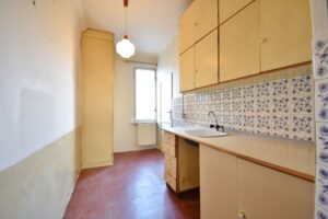 Predaj 3 izbový byt, pôvodný stav, loggia, Martinčekova ulica, Bratislava - Ružinov (7)
