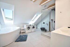 Predaj 3 izbový byt, 96m², Rekonštrukcia (2051), Smart Home, Svätý Júr