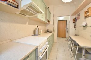 Predaj 3 izbový byt, 77,67 m², Sklenárova ulica, Bratislava – Ružinov (5)